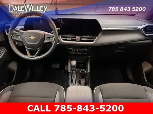 Used 2025 Chevrolet TrailBlazer LT image 7
