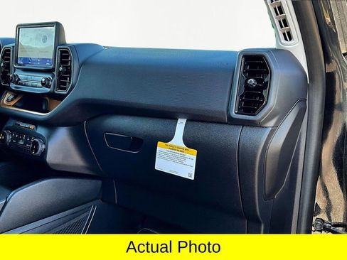 Used 2022 Ford Bronco Sport Badlands image 16