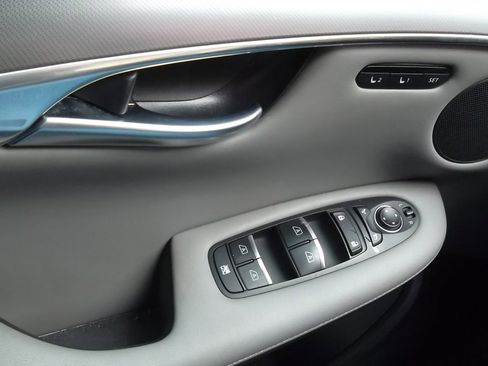 Used 2023 INFINITI QX50 Luxe image 16