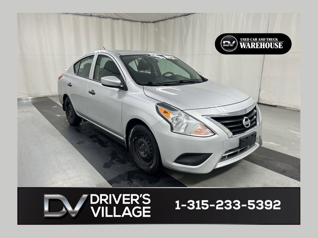 Used 2019 Nissan Versa S Plus FWD image 1