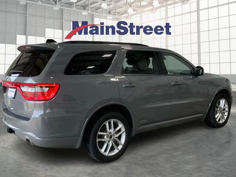Used 2023 Dodge Durango GT image 5