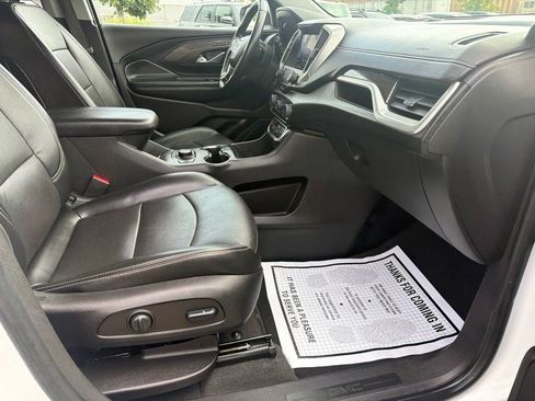 Used 2024 GMC Terrain SLT AWD/4WD image 11