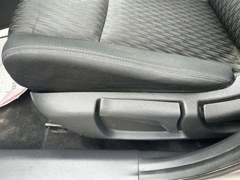 Used 2017 Nissan Rogue S FWD image 14