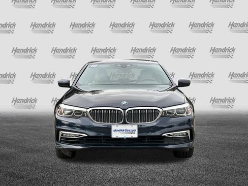Used 2018 BMW 530e 530e iPerformance image 10