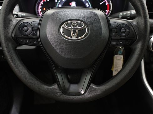 Used 2023 Toyota RAV4 LE FWD image 21