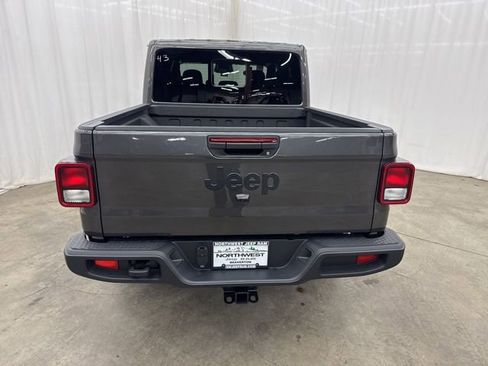 New 2026 Jeep Gladiator Sport image 24