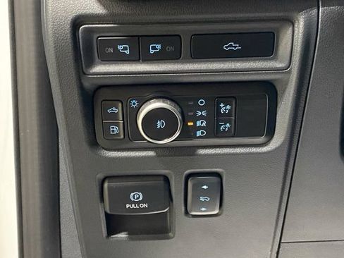 Certified 2023 Ford F150 Platinum w/ Equipment Group 701A High AWD/4WD image 32