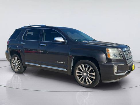Used 2016 GMC Terrain Denali FWD image 3