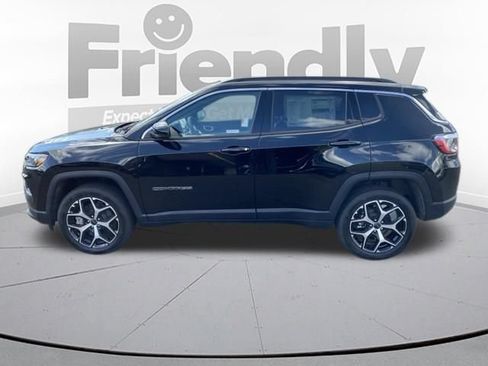 New 2026 Jeep Compass Limited AWD/4WD image 2