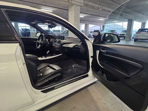 Used 2015 BMW M235i Coupe image 34