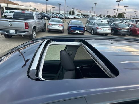 Used 2025 Toyota RAV4 XLE image 29