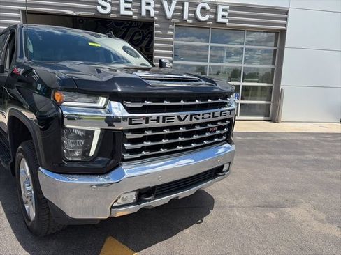 Used 2022 Chevrolet Silverado 2500 LTZ AWD/4WD image 5