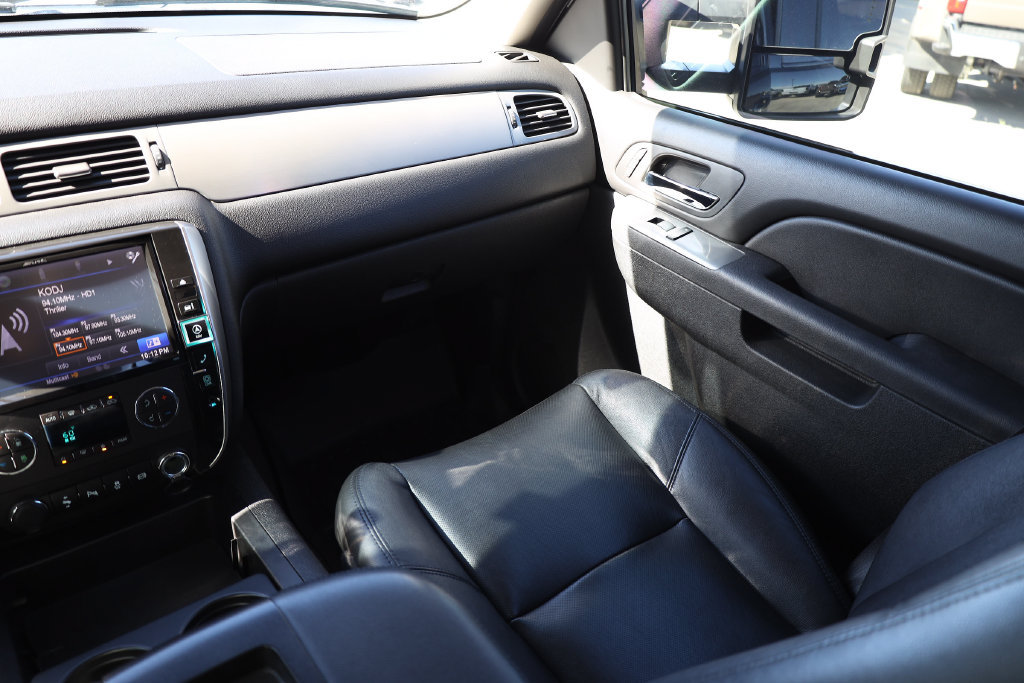 Used 2013 Chevrolet Silverado 2500 LTZ w/ LTZ Plus Package AWD/4WD image 21