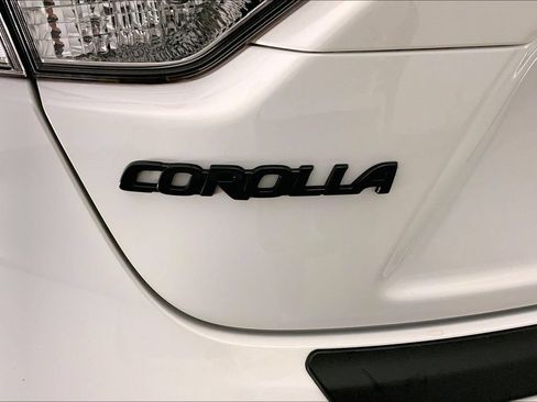 Used 2022 Toyota Corolla SE FWD image 7
