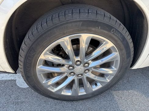 Used 2022 Cadillac XT6 Premium Luxury image 8