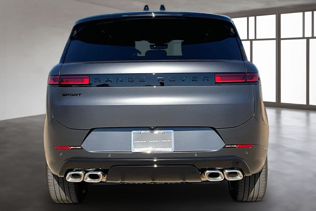 New 2027 Land Rover Range Rover Sport Dynamic SE AWD/4WD image 4