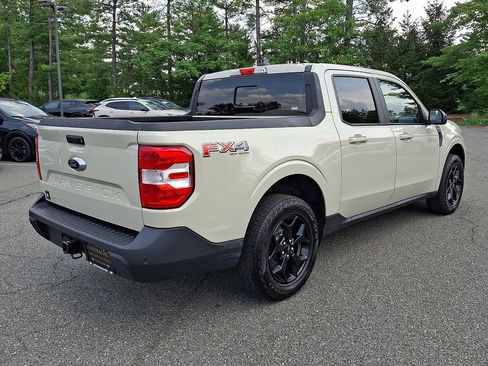 Used 2024 Ford Maverick Lariat w/ FX4 Off-Road Package AWD/4WD image 6