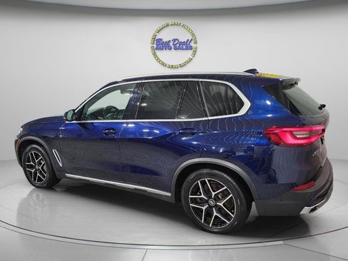 Used 2019 BMW X5 xDrive40i w/ Premium Package 2 AWD/4WD image 4