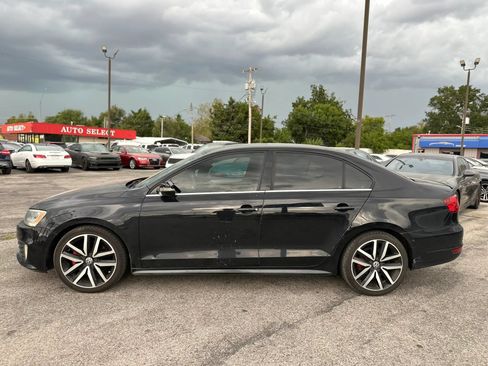 Used 2013 Volkswagen Jetta GLI Autobahn FWD image 9