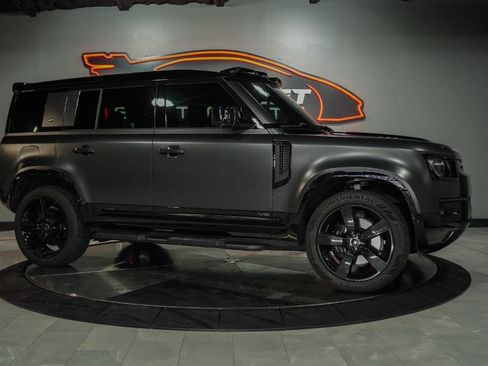 Used 2024 Land Rover Defender 110 Carpathian Edition AWD/4WD image 26