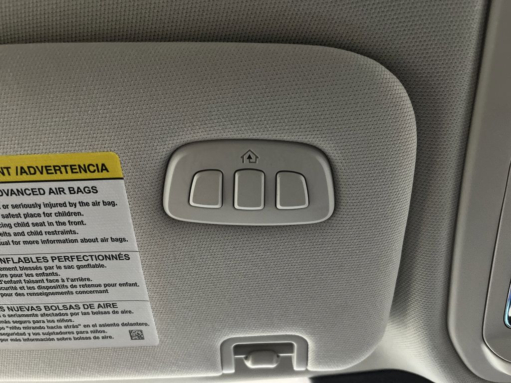 Used 2025 Lincoln Aviator Reserve AWD/4WD image 28