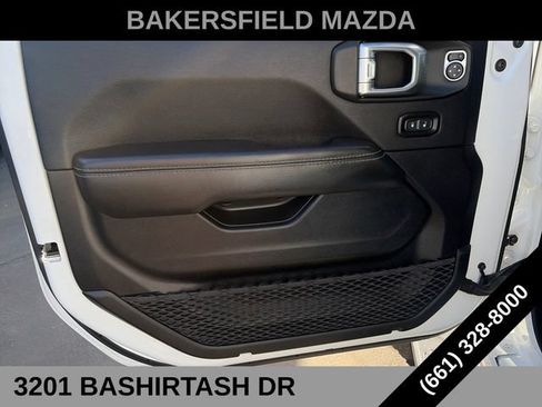 Used 2021 Jeep Gladiator Overland w/ Popular Equipment Package AWD/4WD image 19