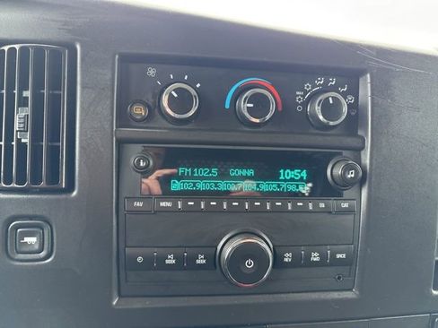 Used 2024 Chevrolet Express 2500 w/ Driver Convenience Package image 17