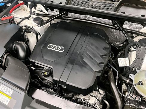 Used 2023 Audi Q5 2.0T Premium w/ Convenience Package AWD/4WD image 31