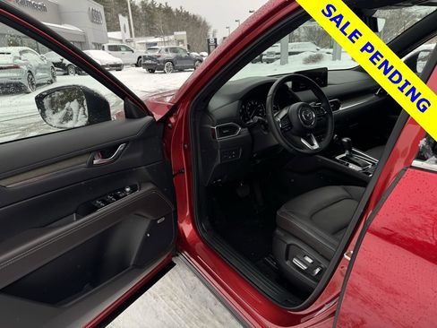 Used 2025 MAZDA CX-5 Signature image 17