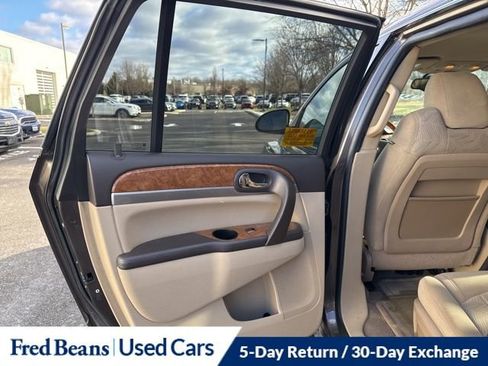 Used 2011 Buick Enclave CX image 12