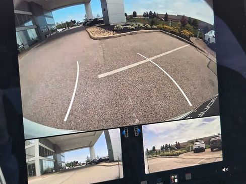 Used 2023 Tesla Model X AWD/4WD image 11
