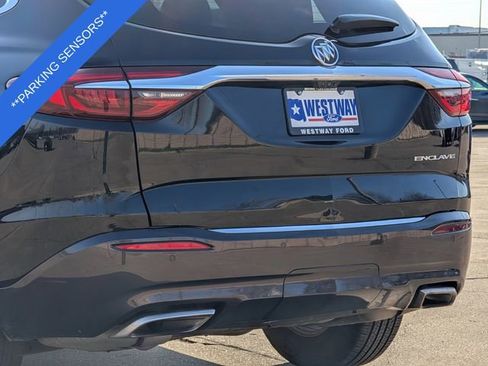 Used 2019 Buick Enclave Essence image 6