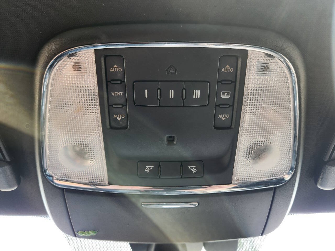 Used 2013 Chrysler 300 S AWD/4WD image 25