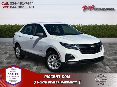 Used 2023 Chevrolet Equinox LS FWD image 1