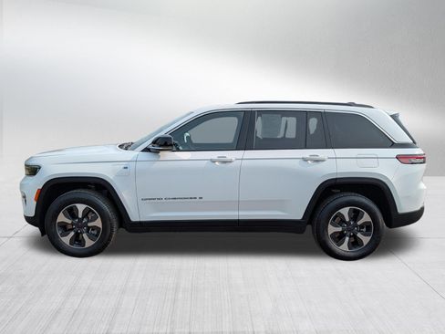 Used 2024 Jeep Grand Cherokee Limited 4xe AWD/4WD image 4