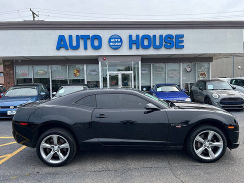 Used 2010 Chevrolet Camaro SS w/ RS Package RWD image 10