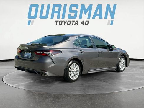 Used 2024 Toyota Camry SE FWD image 7