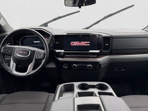 Used 2023 GMC Sierra 1500 Elevation AWD/4WD image 8