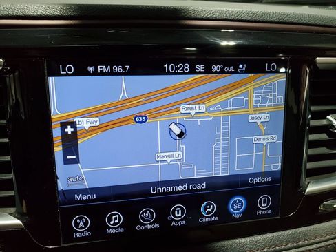 Used 2017 Chrysler Pacifica Limited FWD image 32