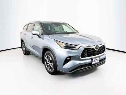 Used 2022 Toyota Highlander XLE
