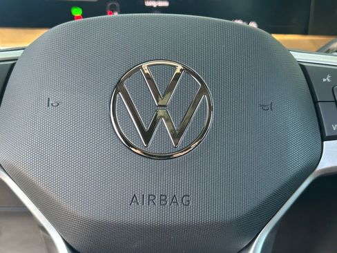 New 2026 Volkswagen Tiguan SEL R-Line AWD/4WD image 25