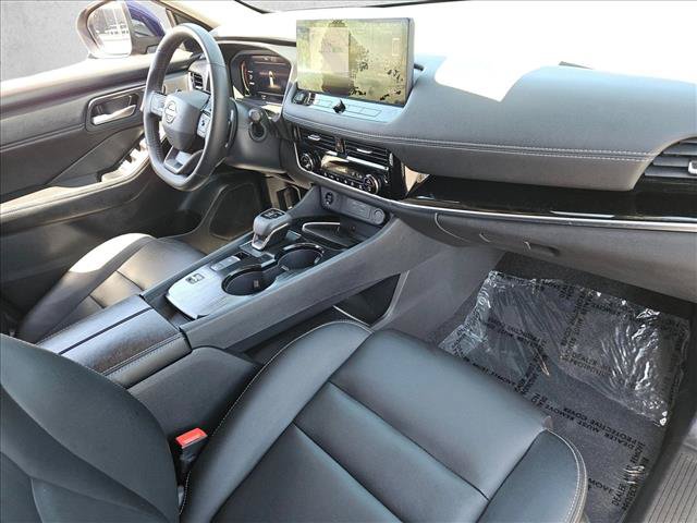 Used 2026 Nissan Rogue SL FWD image 26