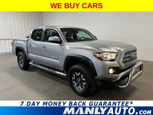 Used 2017 Toyota Tacoma TRD Off-Road AWD/4WD image 1