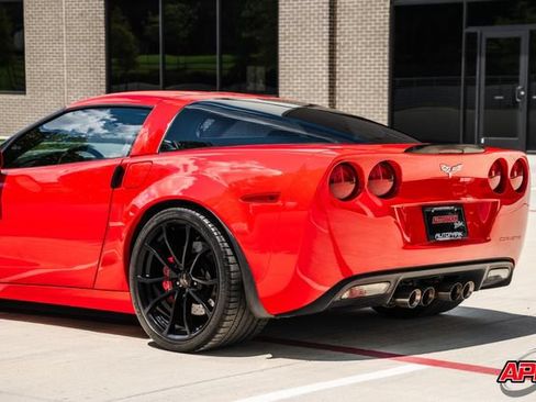 Used 2013 Chevrolet Corvette Z06 w/ 3LZ Preferred Equipment Group RWD image 52
