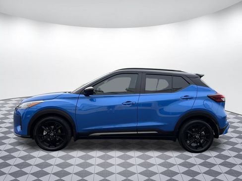 Used 2024 Nissan Kicks SR w/ SR Premium Package FWD image 4