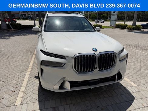 Certified 2024 BMW X7 xDrive40i AWD/4WD image 4