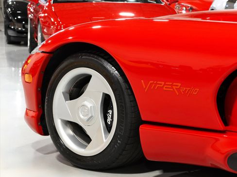 Used 1994 Dodge Viper RT/10 RWD image 30