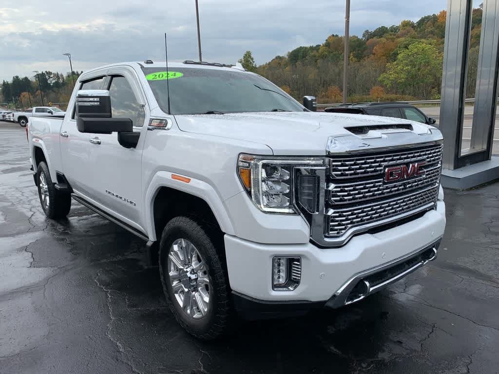 Certified 2023 GMC Sierra 2500 Denali w/ Technology Package AWD/4WD image 8