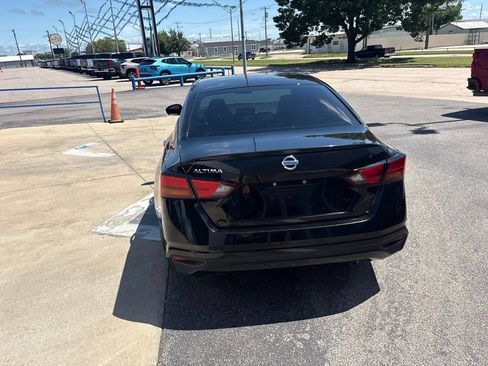 Used 2021 Nissan Altima 2.5 S FWD image 6