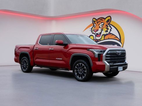 Used 2022 Toyota Tundra Limited image 3